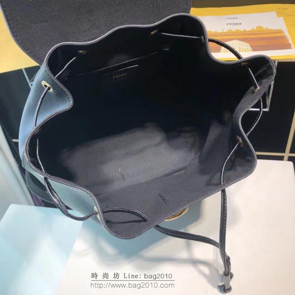 FENDI女包 BACKPACK新款 女士雙肩包 頂部金色五金裝飾 黑色 芬迪女背包  fdz2050